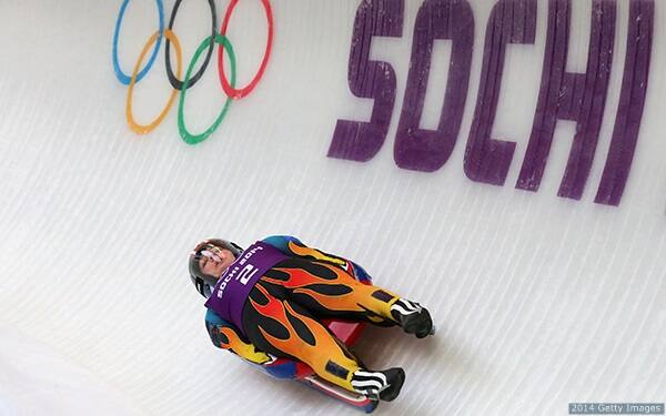 Erin Hamlin competes in Sochi