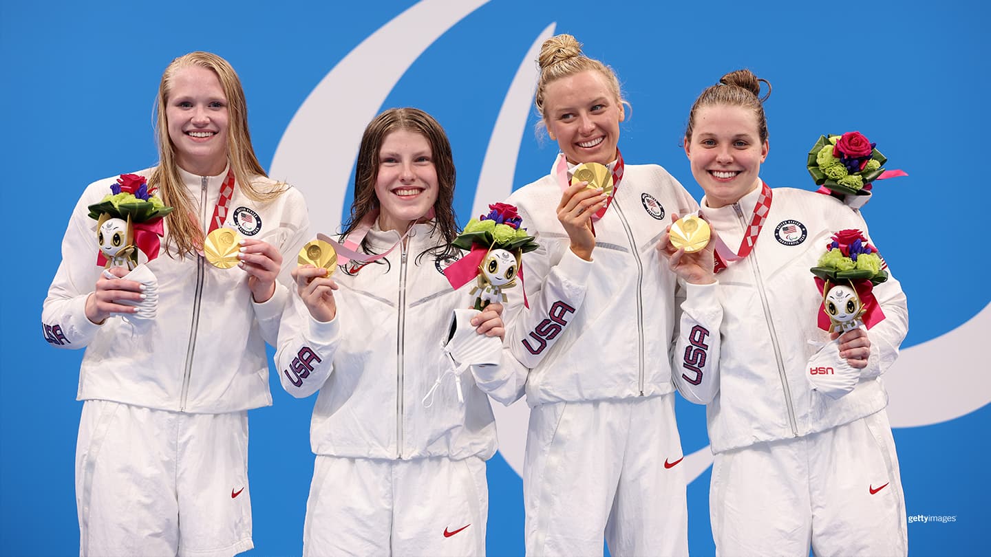 Hannah Aspden, Mikaela Jenkins, Jessica Long and Morgan Stickney