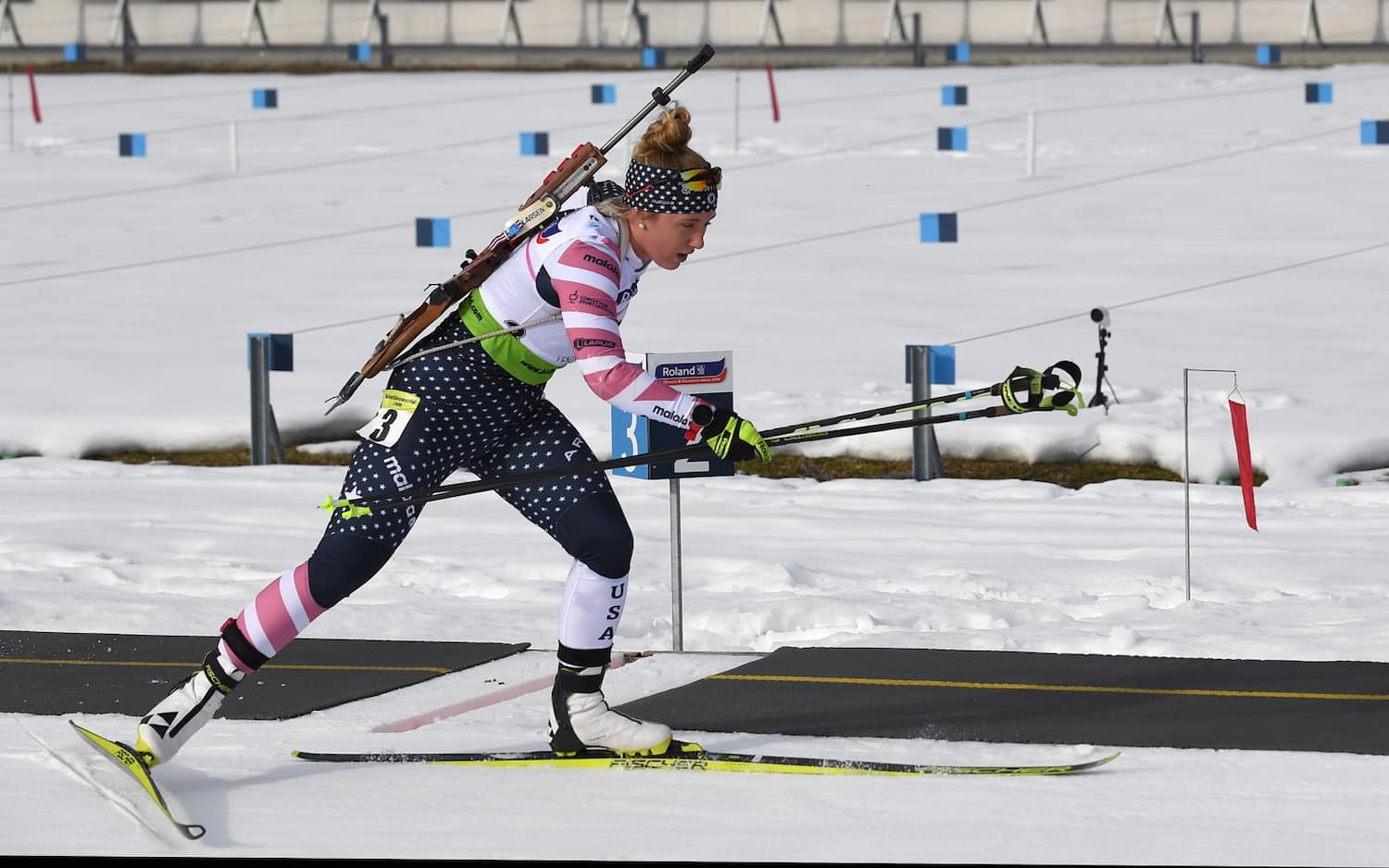 Chloe Levins skis away from the shooting range during the 2020 IBU Youth/Junior World Championships