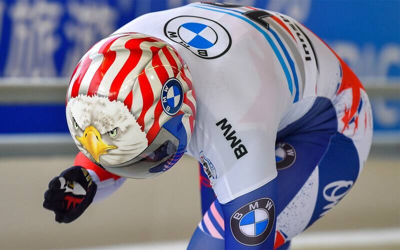 Katie Uhlaender at the start