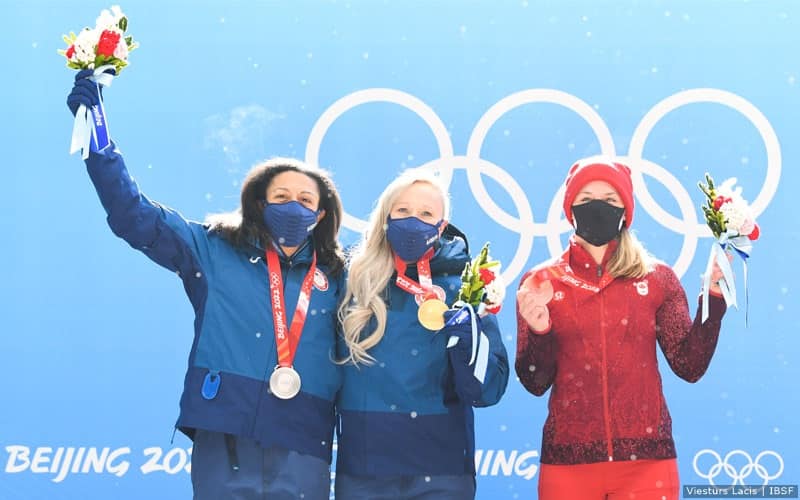 Kaillie and Elana on the medal stand