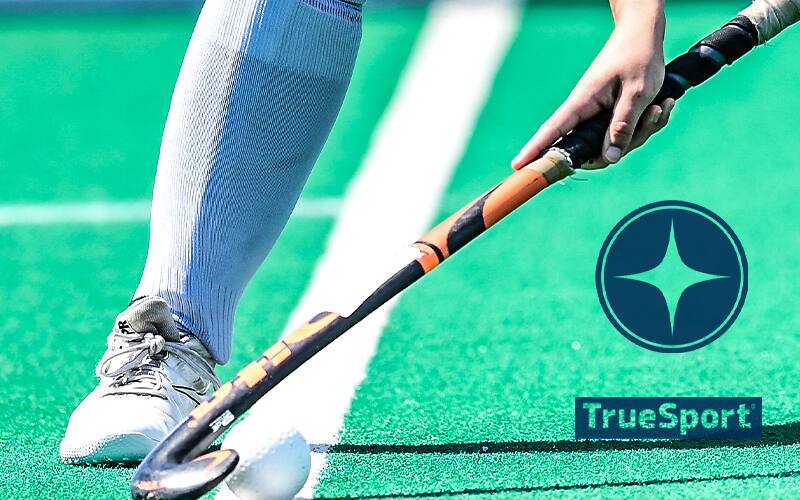 Stock image of a penalty corner attempt