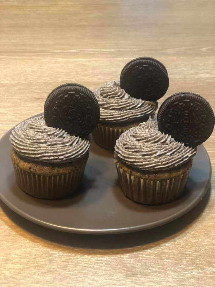 Cookies and Cream Cupcakes with Cookies and Cream Buttercream frosting