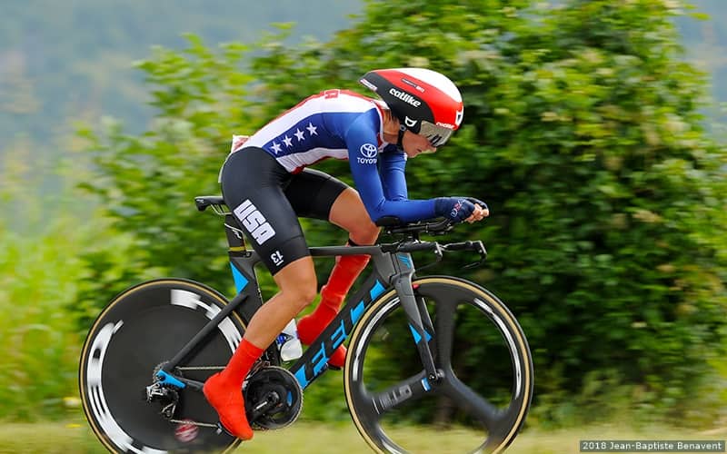 Jamie Whitmore competing at the 2018 UCI Para-cycling Road World Championships