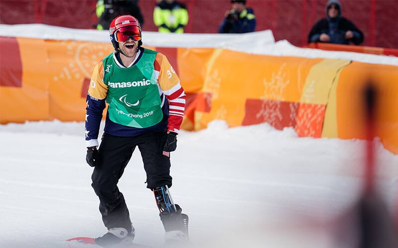 Paralympic snowboarder Mike Schultz competes at the Paralympic Games Pyeongchang 2018.