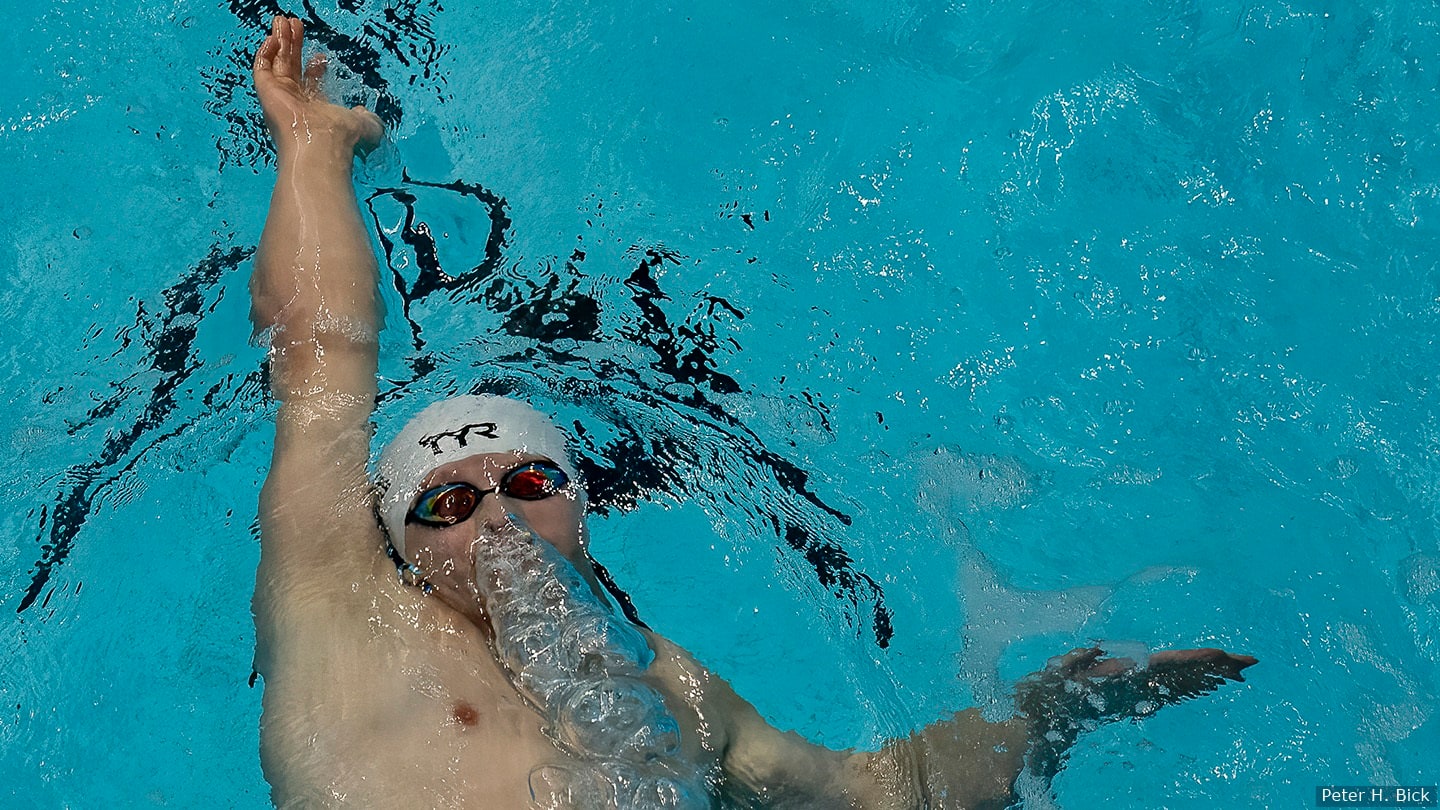 Robert Griswold competes in the men's backstroke. 