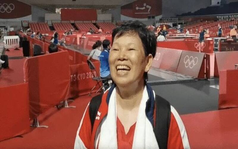 58-year-old Ni Xialian dubbed Shanghai Auntie (oldest Olympian ever)