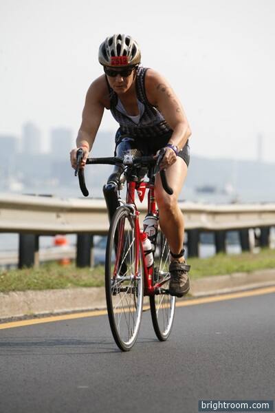 Sandy Dukat races toward a win in the women's above-knee competition at nationals.