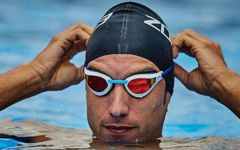 Athlete wearing goggles 