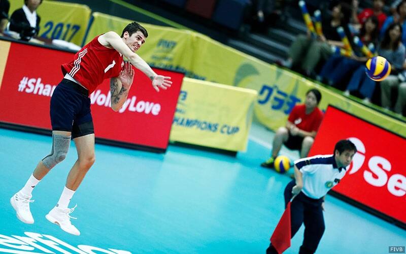 Matt Anderson serves against France 