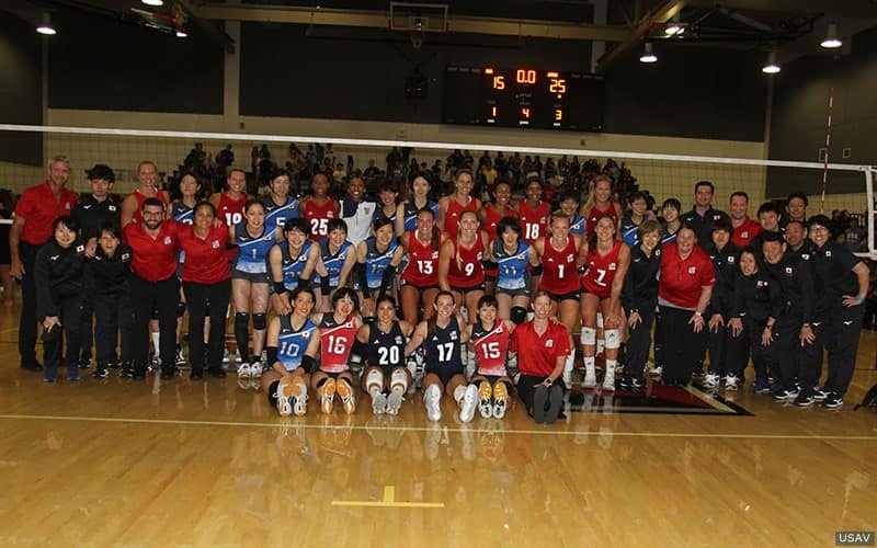 U.S. Women and Japan pose for group photo