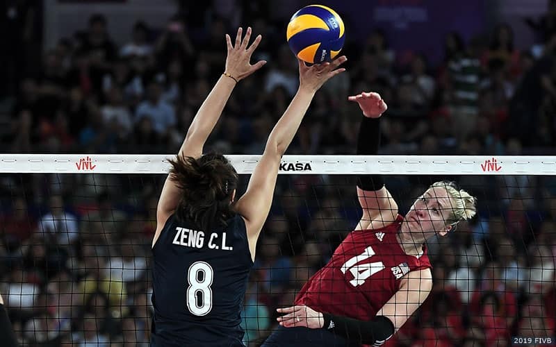 Michelle Bartsch-Hackley hitting off the China block