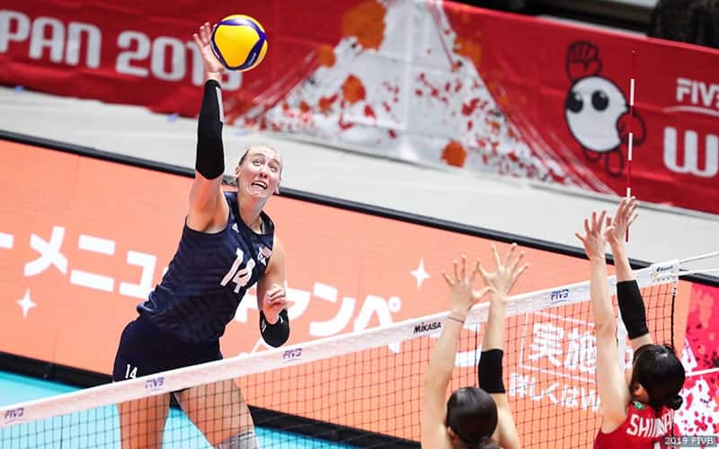 Michelle Bartsch-Hackley collected 30 points as the U.S. Women edged Japan in a five-set thriller to remain undefeated in the FIVB World Cup