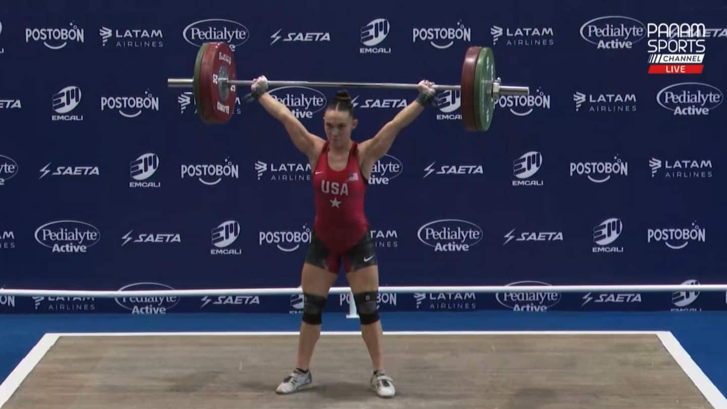 Meaghan Strey competes in the 59kg snatch