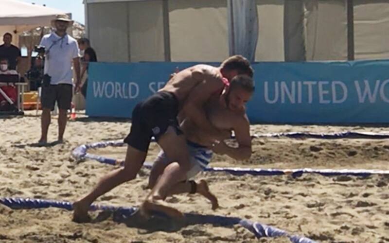 Michael Peters (USA) competing in Greece on the Beach.