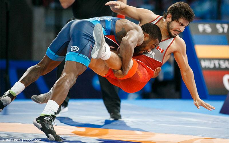 Jordan Burroughs (USA) hits a blast double at the 2021 Senior Worlds.
