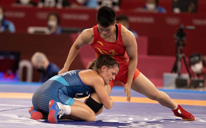 Kayla Miracle (USA) secures a single leg attack on Jia Long (China) at the Olympic Games