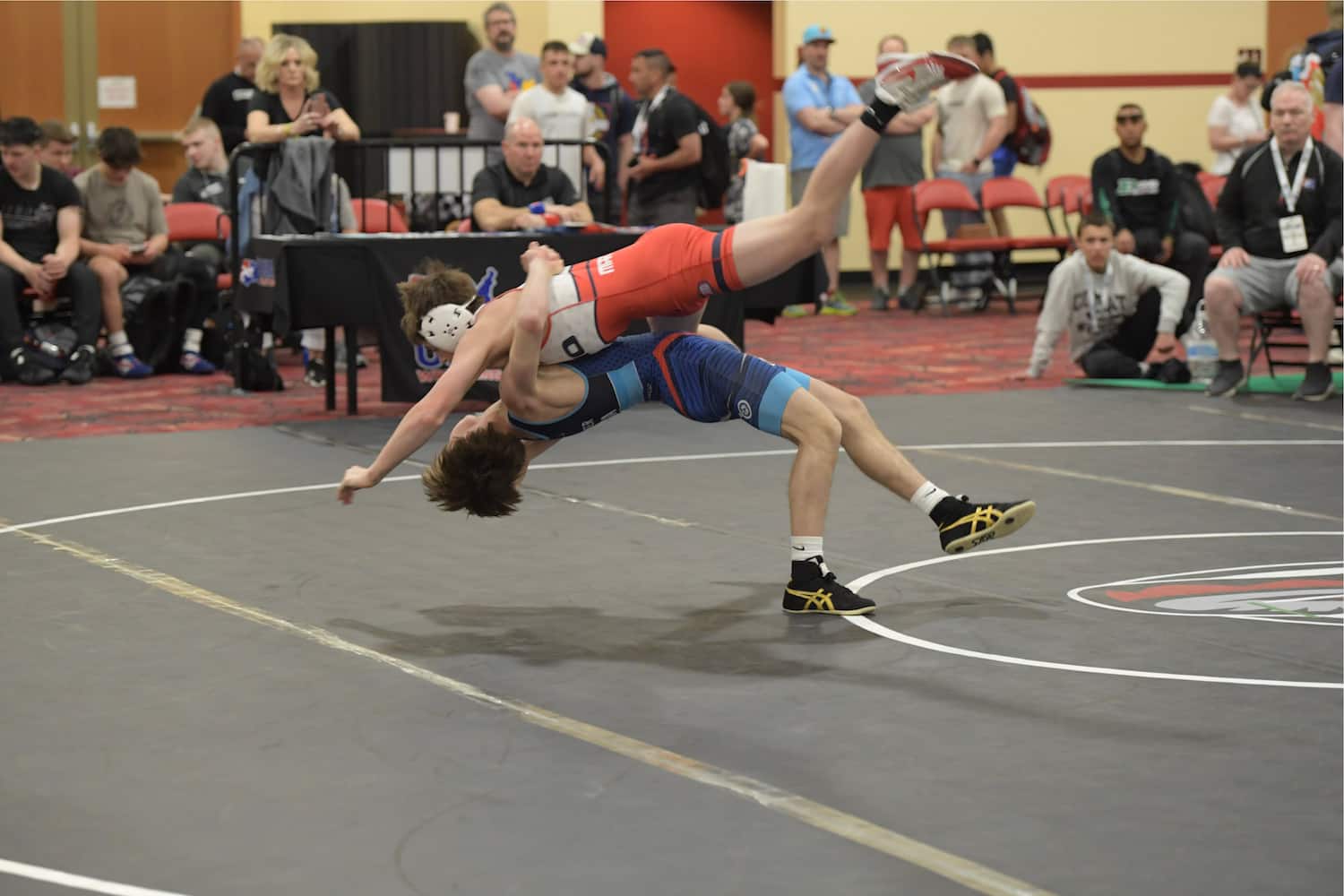 Amyrn Nutter tosses his opponent in a belly-to-belly throw at the U17 World Team Trials