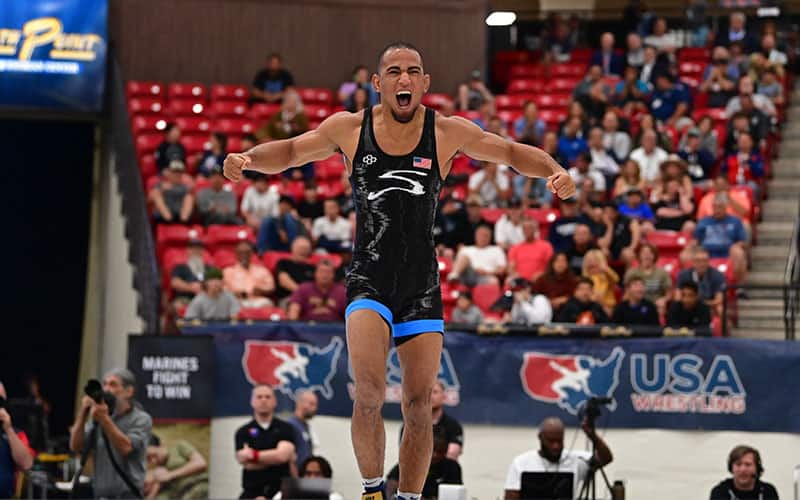Kendric Maple (Sunkist Kids) celebrates his 2022 U.S. Open men's freestyle title at 65 kg