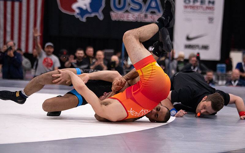 Kendrick Maple (Sunkist Kids) pins Matthew Kolodzik (NYAC) in U.S. Open finals 