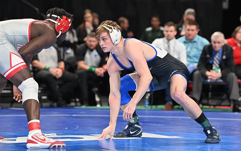 Sam Turner (Nebraska-Kearney) in his stance at the 2022 NCAA Div. II Nationals semifinals