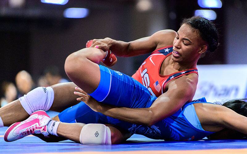 Jacarra Winchester (USA) works for a turn at the 2022 Pan American Championships.